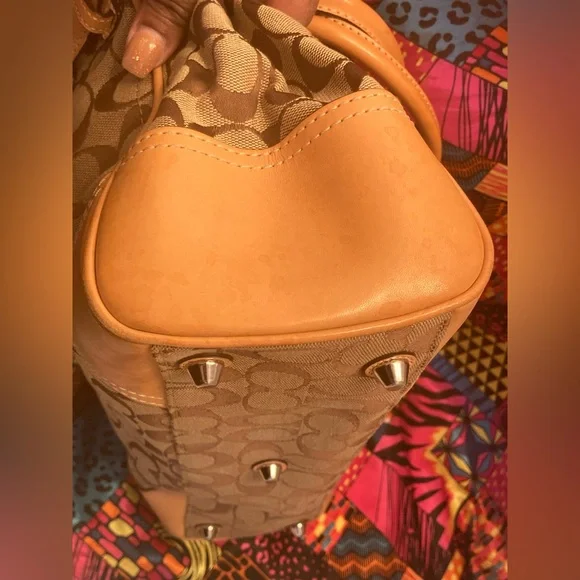 Coach Hampton Signature Carryall Tote - Picture 6 of 13